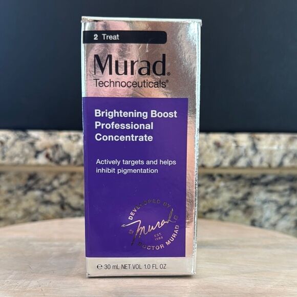 Murad Technceuticals Brightening Boost Concentrate in Purple and Silver - Picture 1 of 5